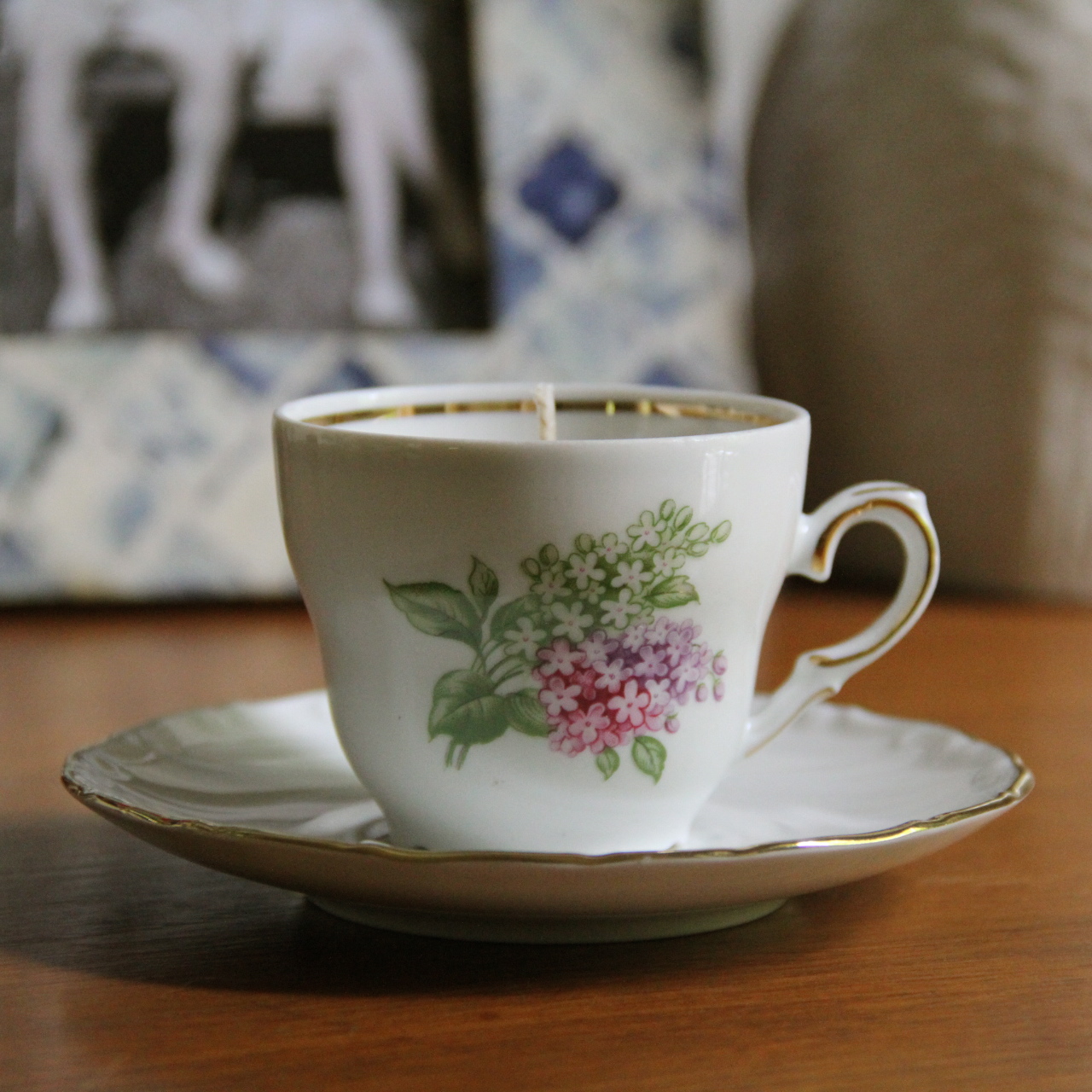Vintage Teacup Candle - Fresh Rain Scent