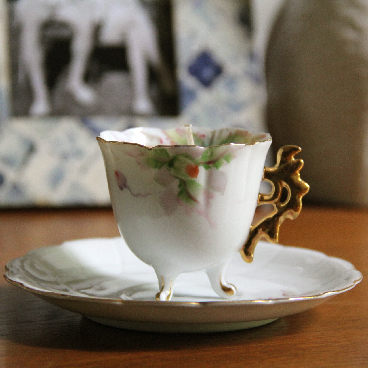 Vintage Teacup Candle - Fresh Rain Scent