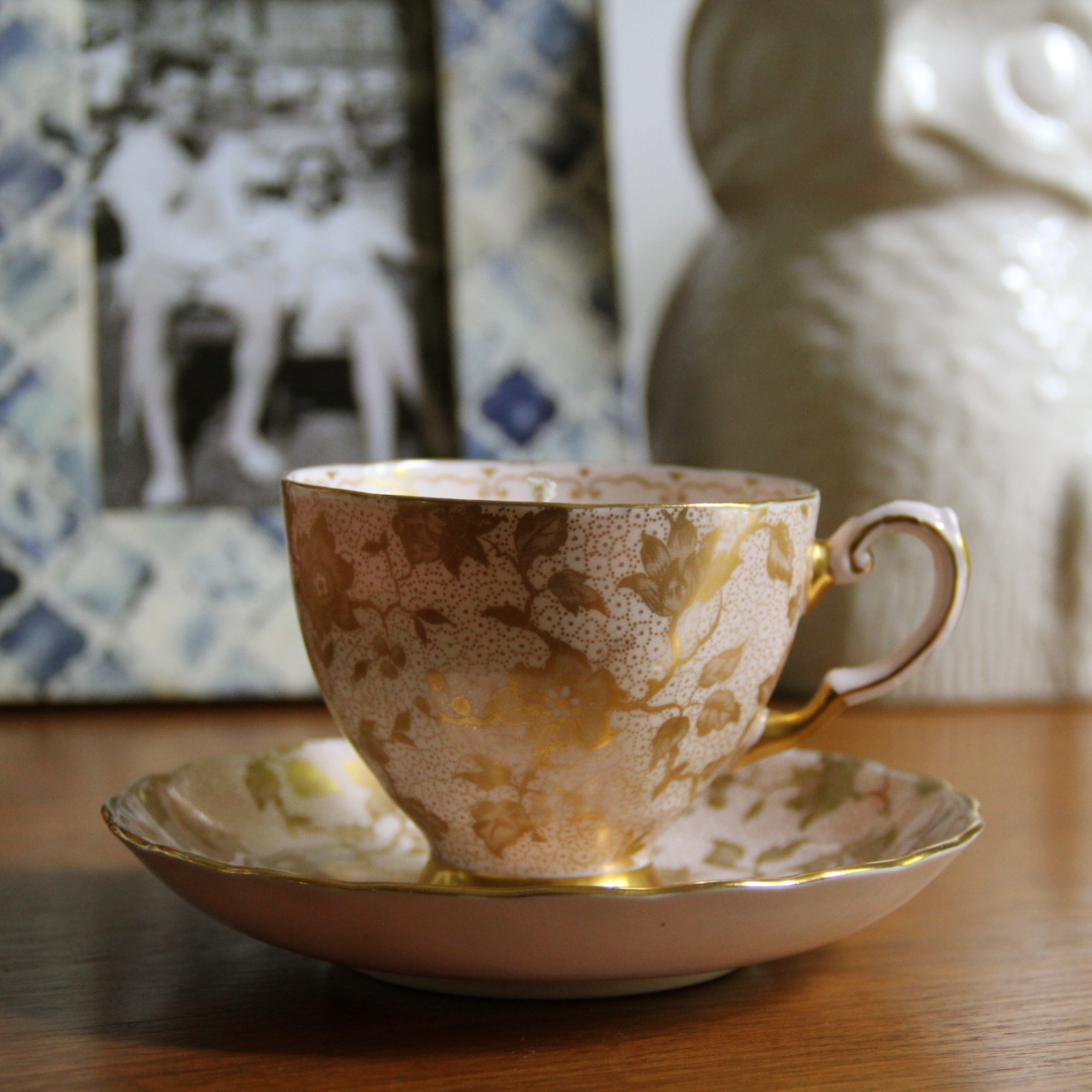Vintage Teacup Candle - Fresh Rain Scent