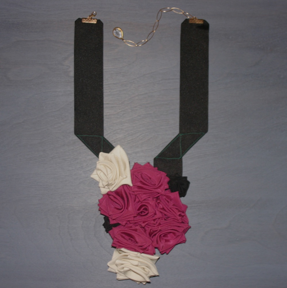 Ribbon Rosette Necklace